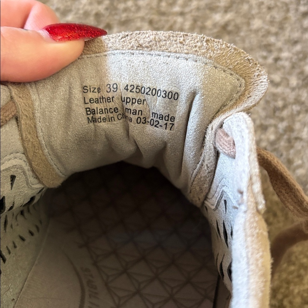 Dansko Tan Sneakers - Picture 4 of 4